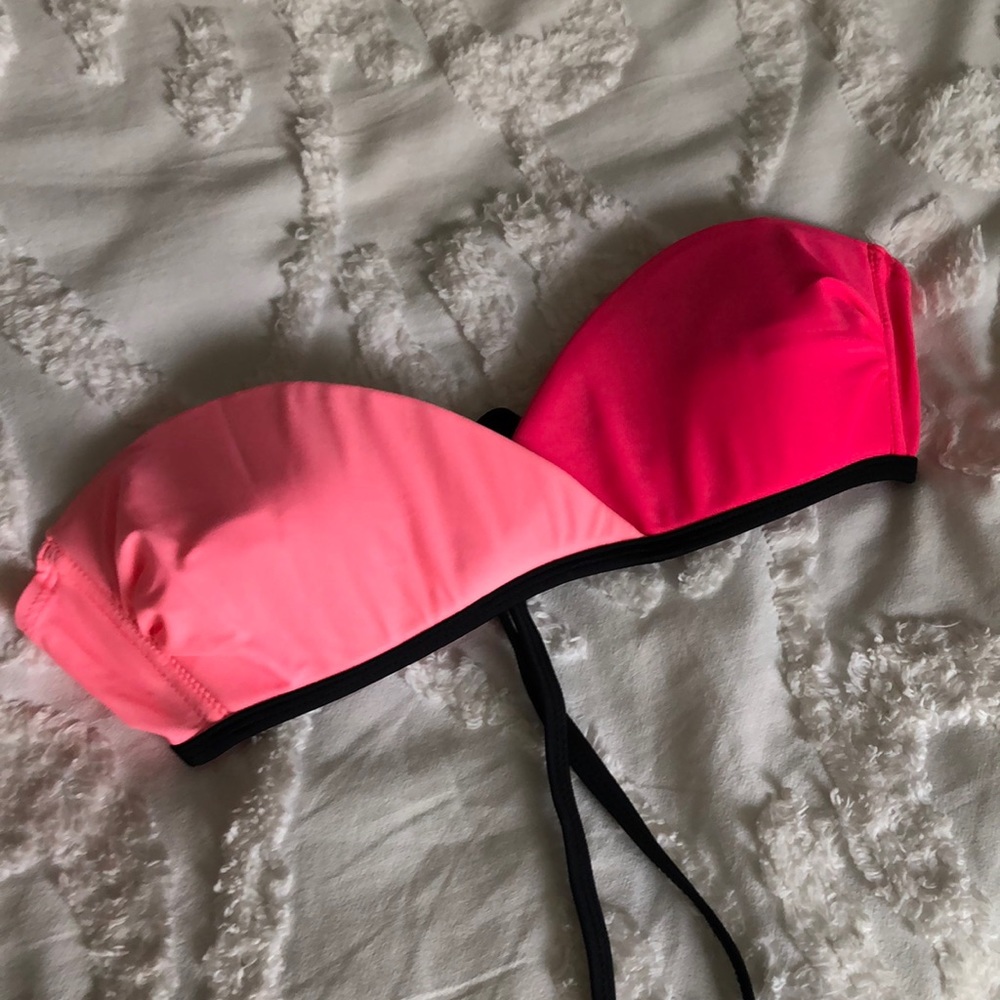 NWOT Express Color Block Bikini Top